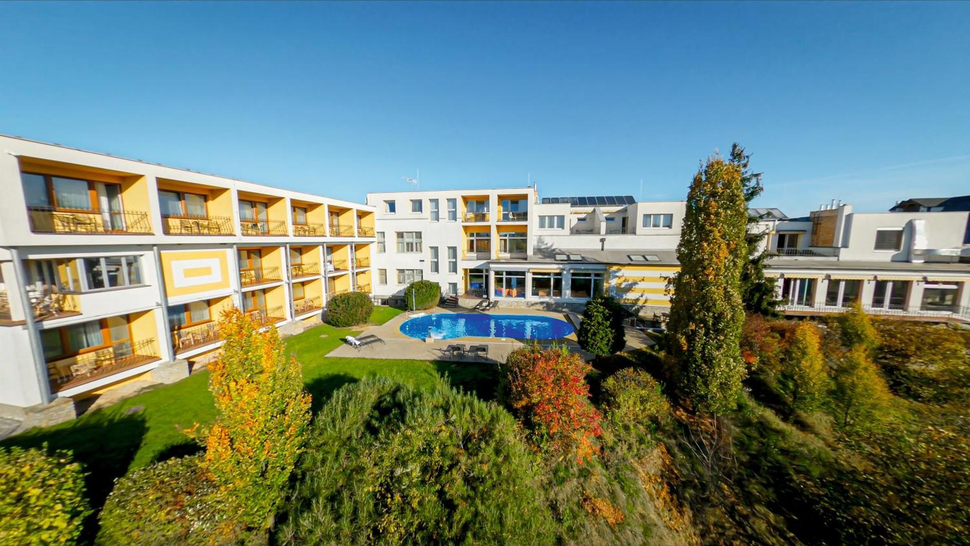 Lazensky A Wellness Hotel Nivamare Luhačovice Εξωτερικό φωτογραφία