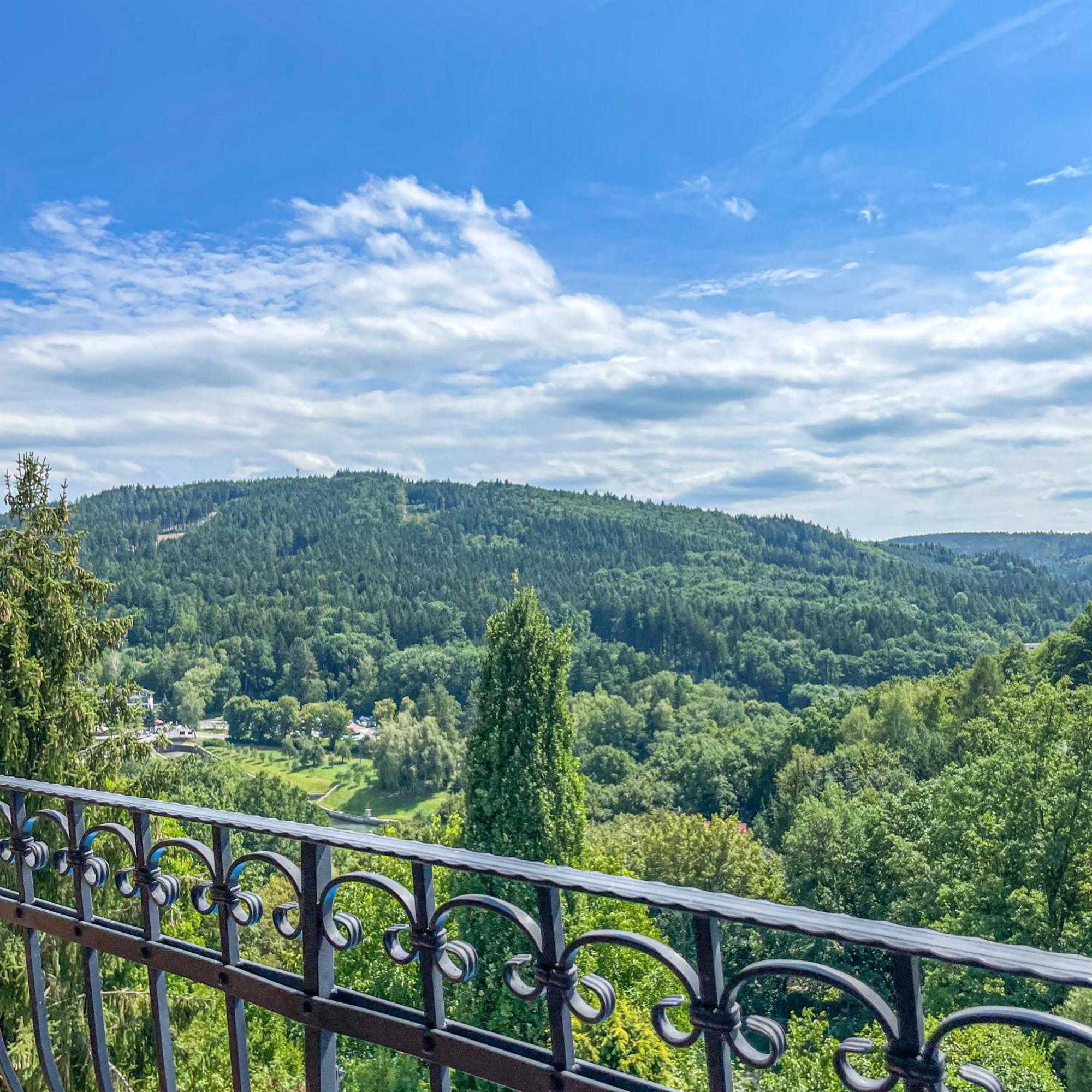 Lazensky A Wellness Hotel Nivamare Luhačovice Εξωτερικό φωτογραφία