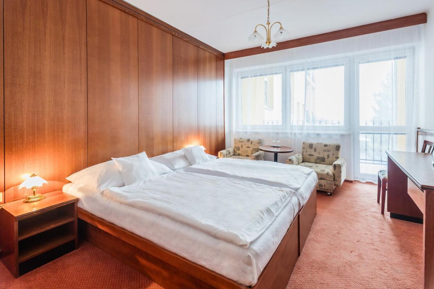 Lazensky A Wellness Hotel Nivamare Luhačovice Δωμάτιο φωτογραφία